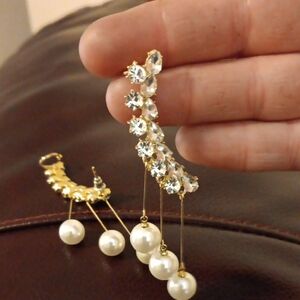 Gold Crystal and Pearl Drop Ear Crawler Earrings - White Pearls